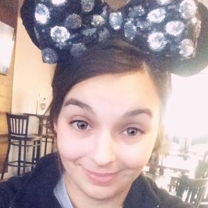 Meet your Posher, Ciara